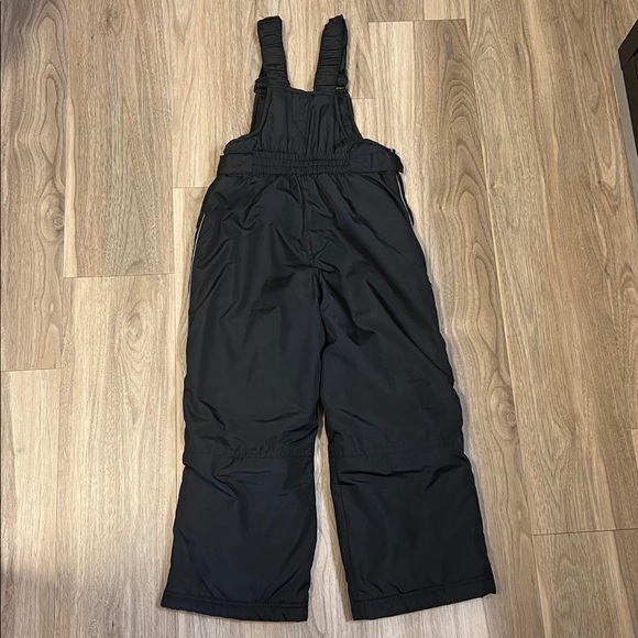ZeroXposure Black Snow / Ski Pants Bib - Boys / Girls Unisex Size 5/6 Medium - Picture 2 of 5